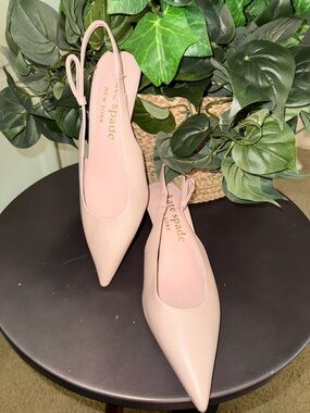 kate spade Riley Pale Pink Pointed Toe Kitten Heel Slingback Flats
Size 10 B